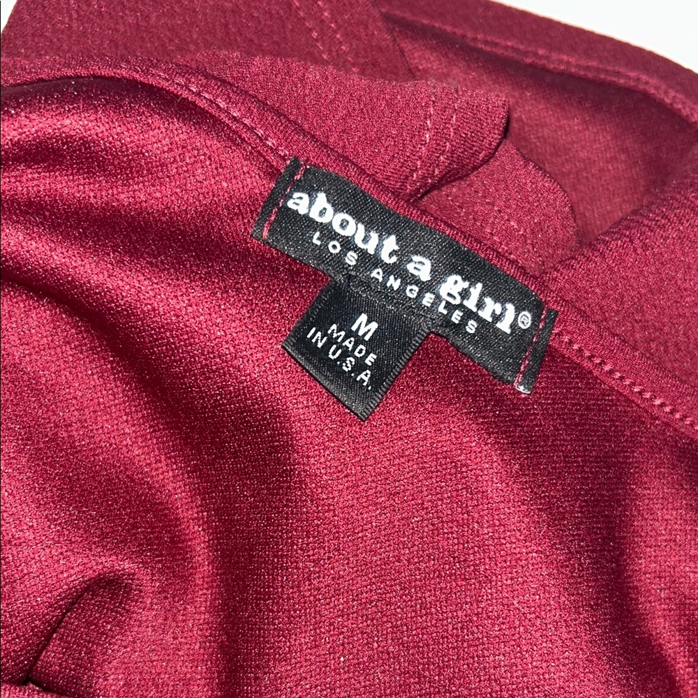 Crop Top - Medium - Picture 4 of 4
